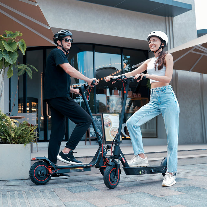 iScooter i10 Pro 800W Commuter Electric Scooter with Dual Suspension