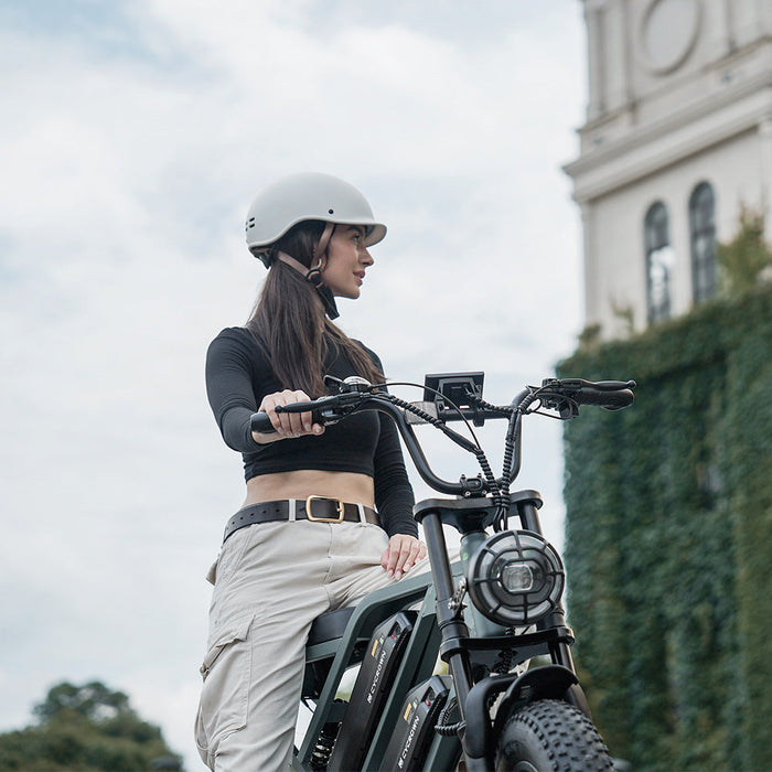 CycHunter 1000W Class 3 Moped-Style Electric Bike Full Suspension