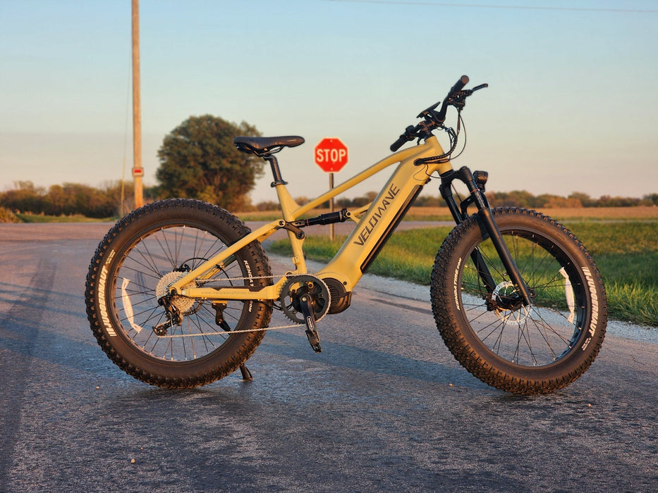 VELowave Brawny XM Electric Mountain Bike with 750W Motor